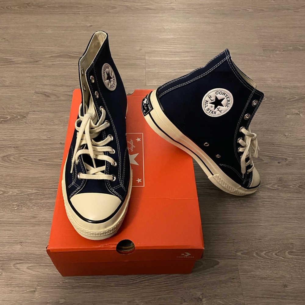 Converse Classic High-Tops in Dark Blue and White